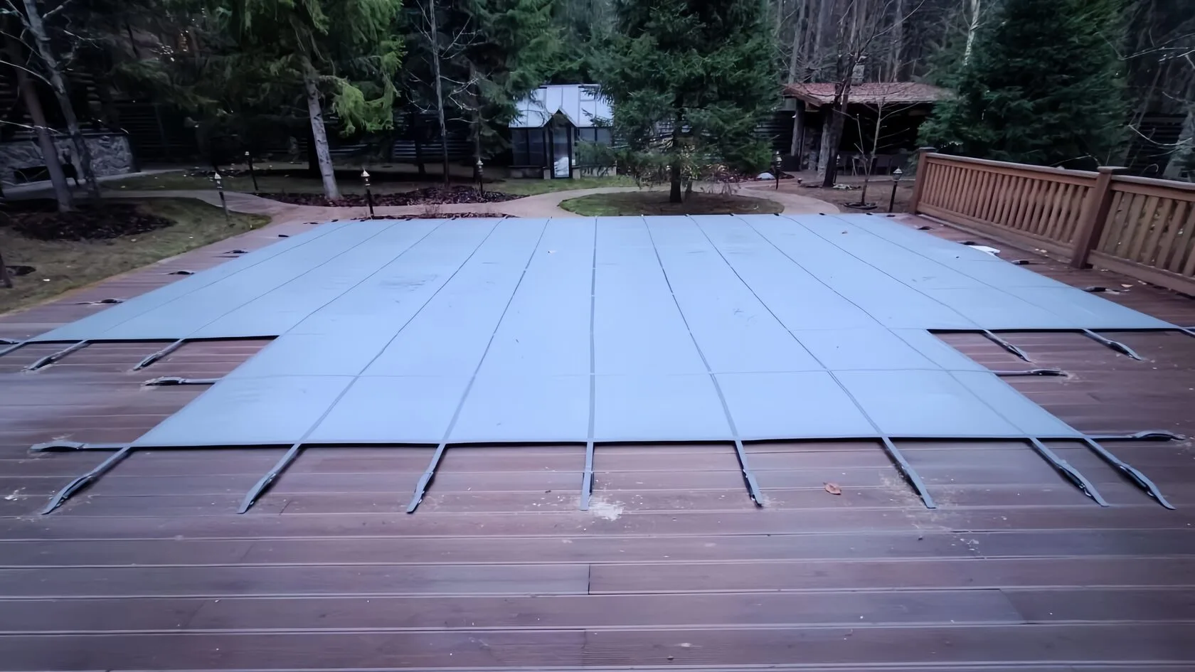 Покрывало для бассейна Laguna Cover Mesh в Норильске