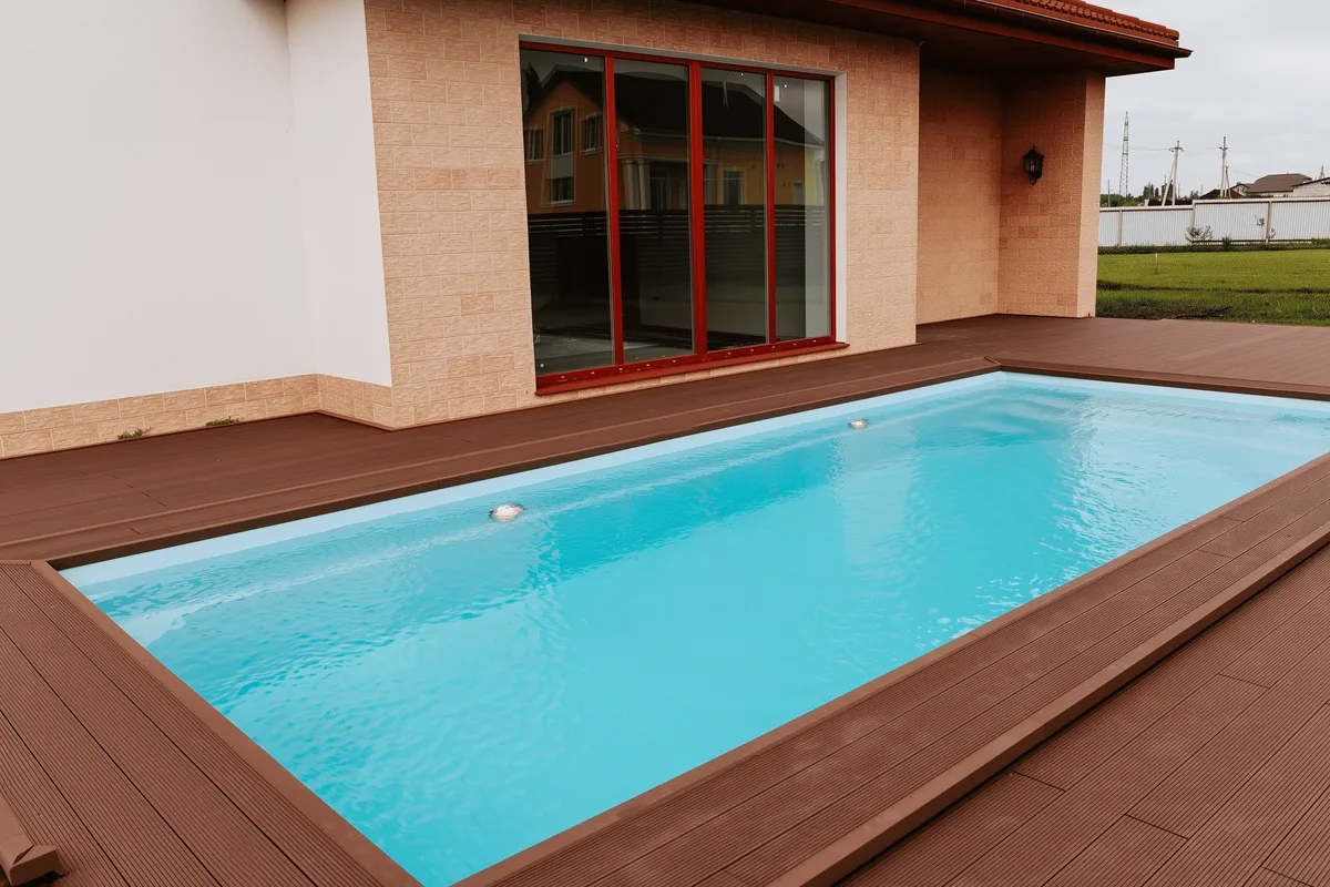 Композитный бассейн Laguna 8 — вид сверху в Норильске